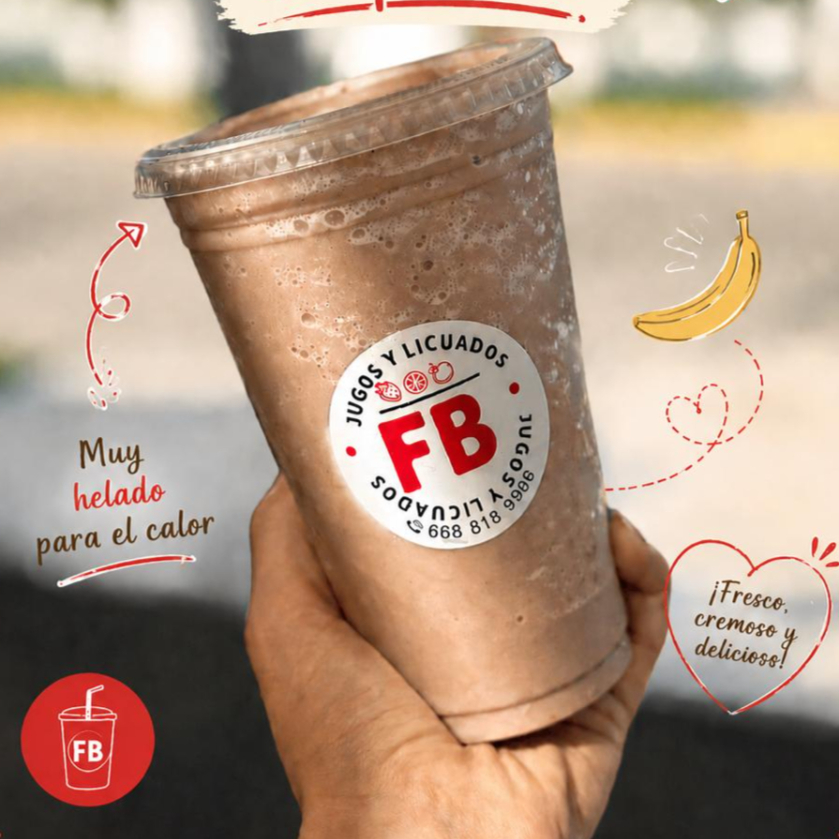 Licuado de Chocomilk con Plátano