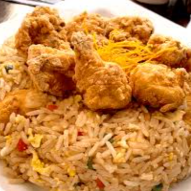 Chaufa con Chicharron de Pollo