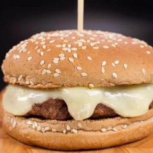 Hambúrguer e Queijo.