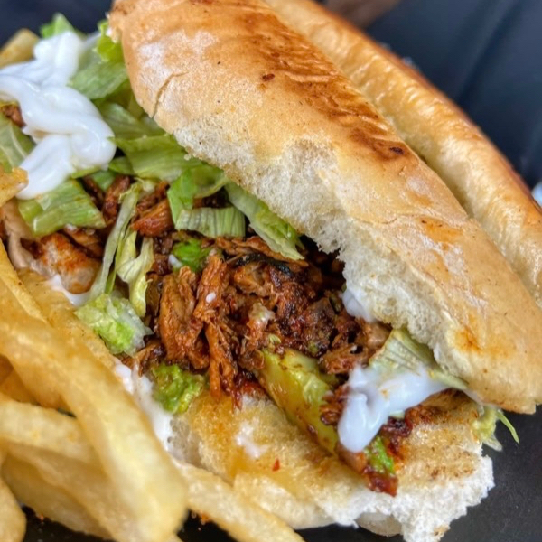 Torta de Desebrada en Salsa Roja