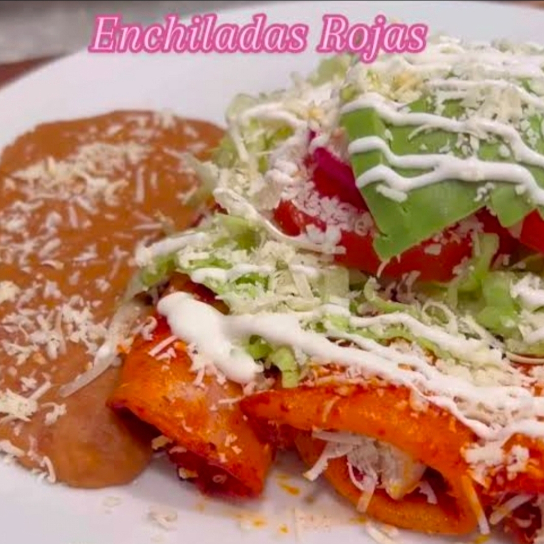 Enchiladas rojas de queso + refresco de lata