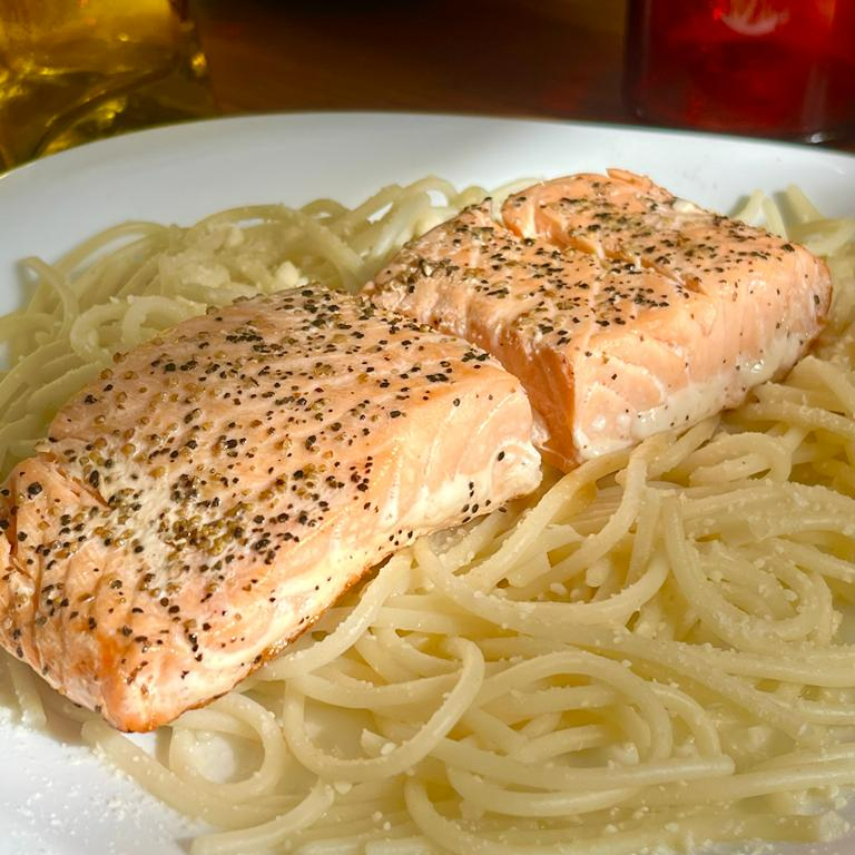 Espagueti con Salmon