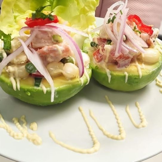 Palta Rellena con Langostino
