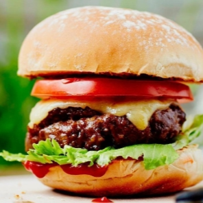pão hamburguer queijo maionese e ketchup