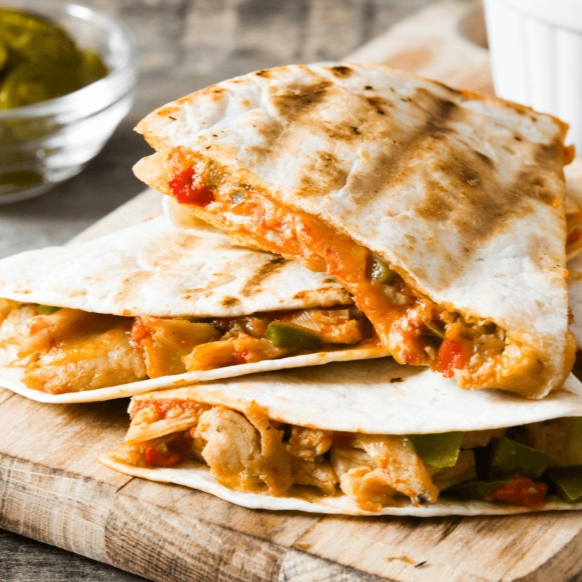 3 Quesadillas con Pollo