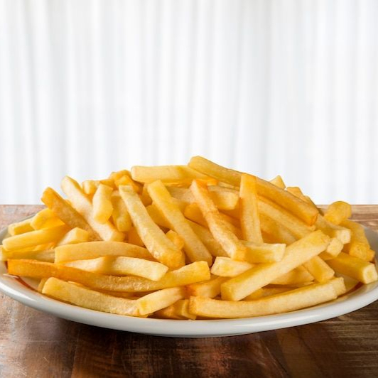 Porção de batata frita.