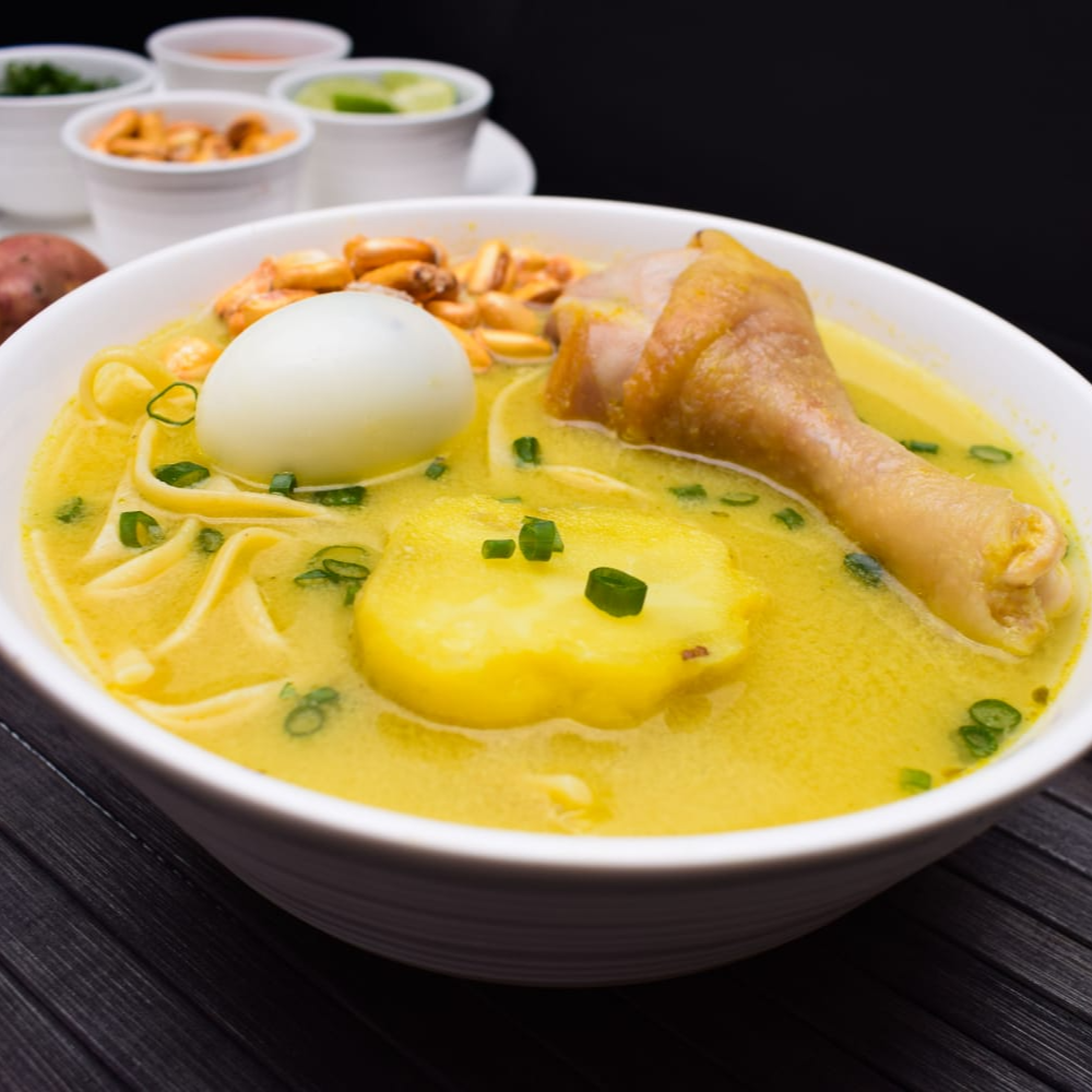 Caldo de Gallina con Una Presa