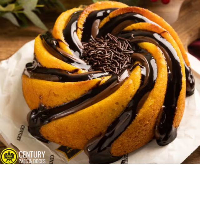 Feito para quem ama bolo de cenoura! Grande, fofinho e com muito chocolate para adoçar seu Dia!