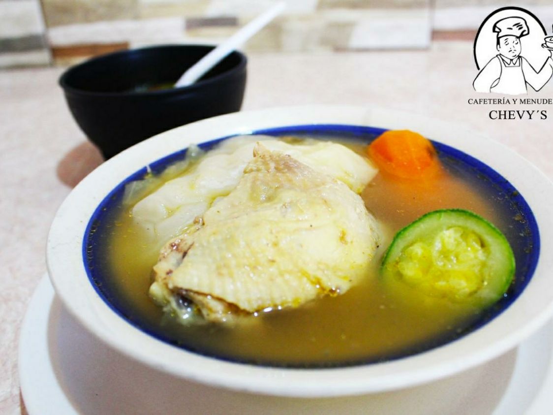 Caldo de Pollo