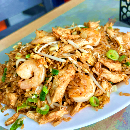 Arroz con Pollo y Camarones