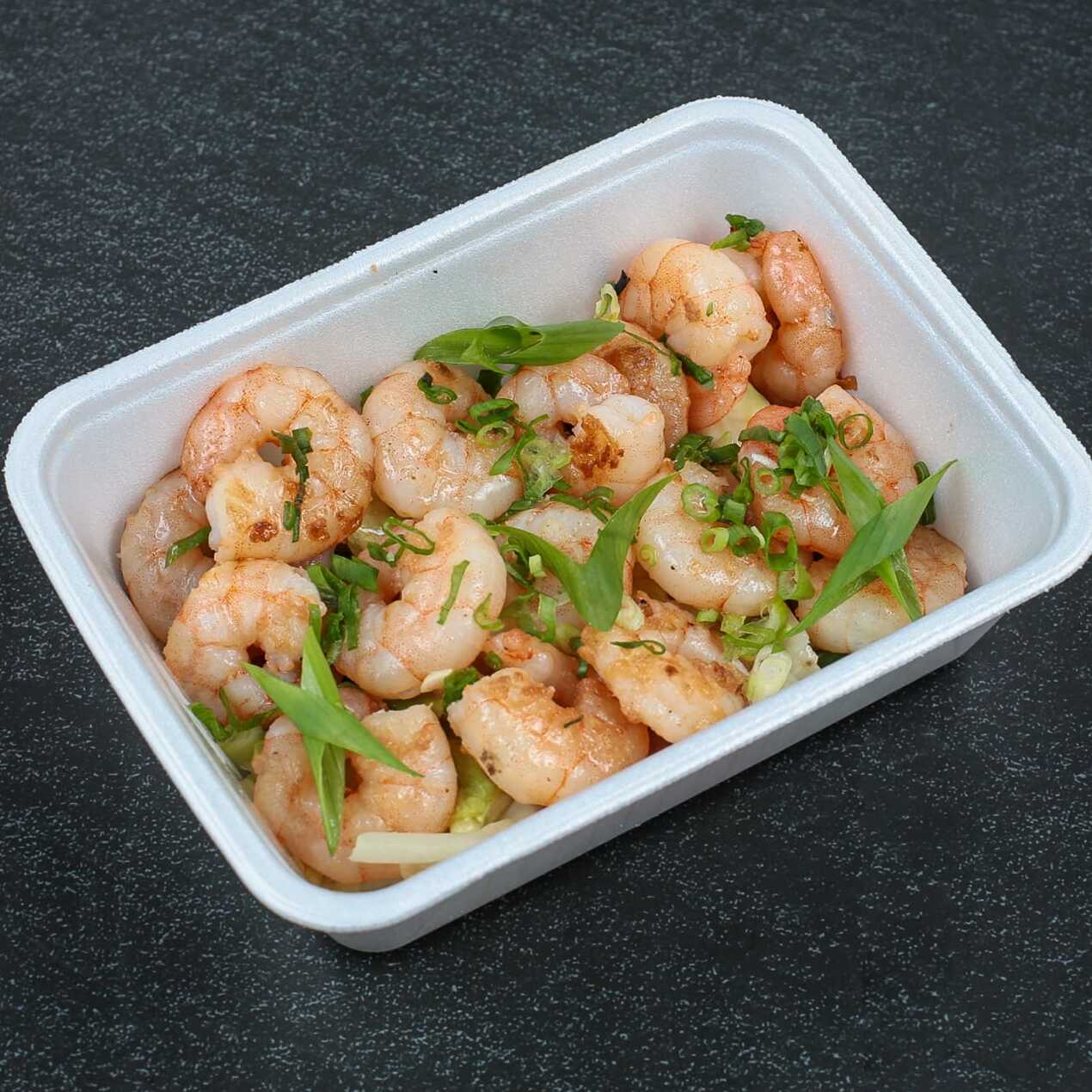 Camarão com legumes
