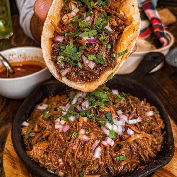 Barbacoa de res Birria