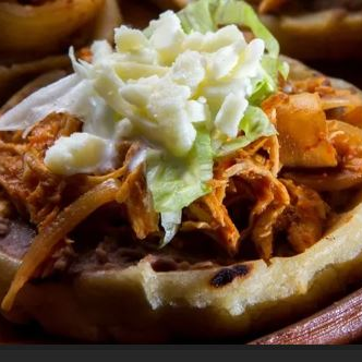Sope Con Guisado