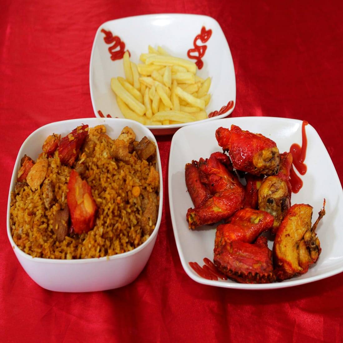 1/2 Medio Pollo Frito+ Arroz Paisa Familiar+ Papas