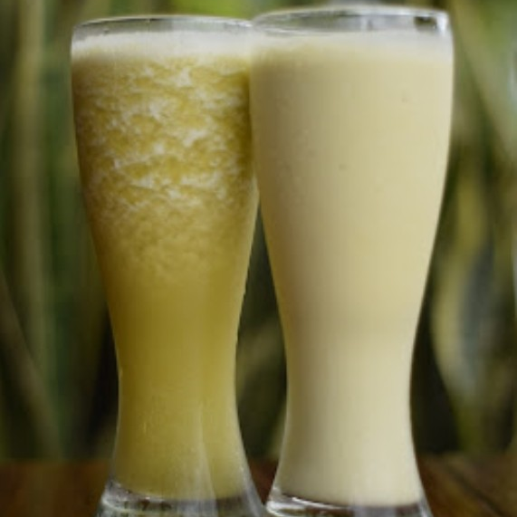 Jugos naturales en Leche