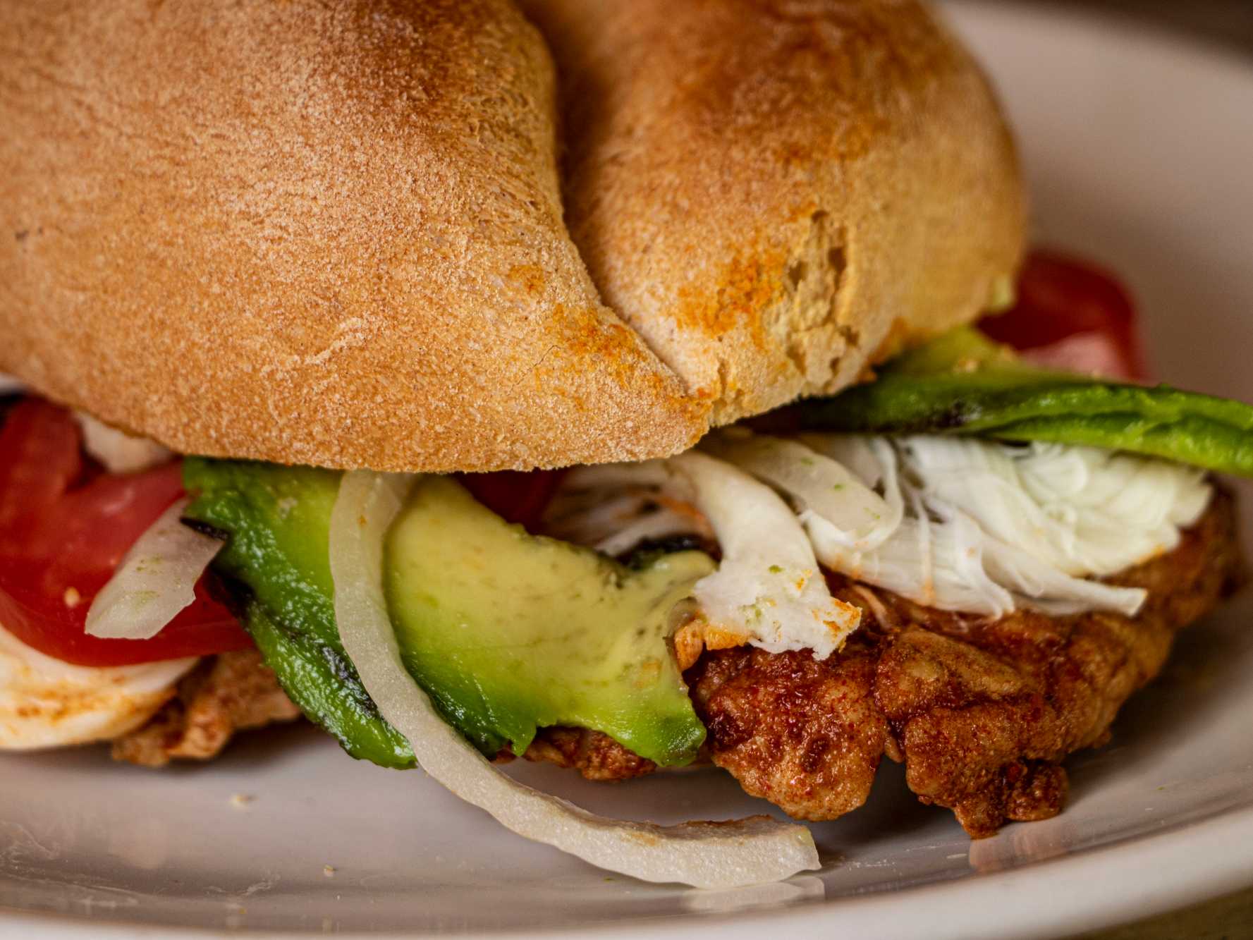 Torta de Carne Enchilada de Cerdo .