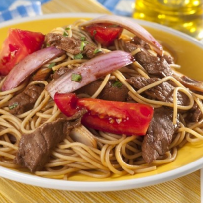 Tallarín Saltado de Carne