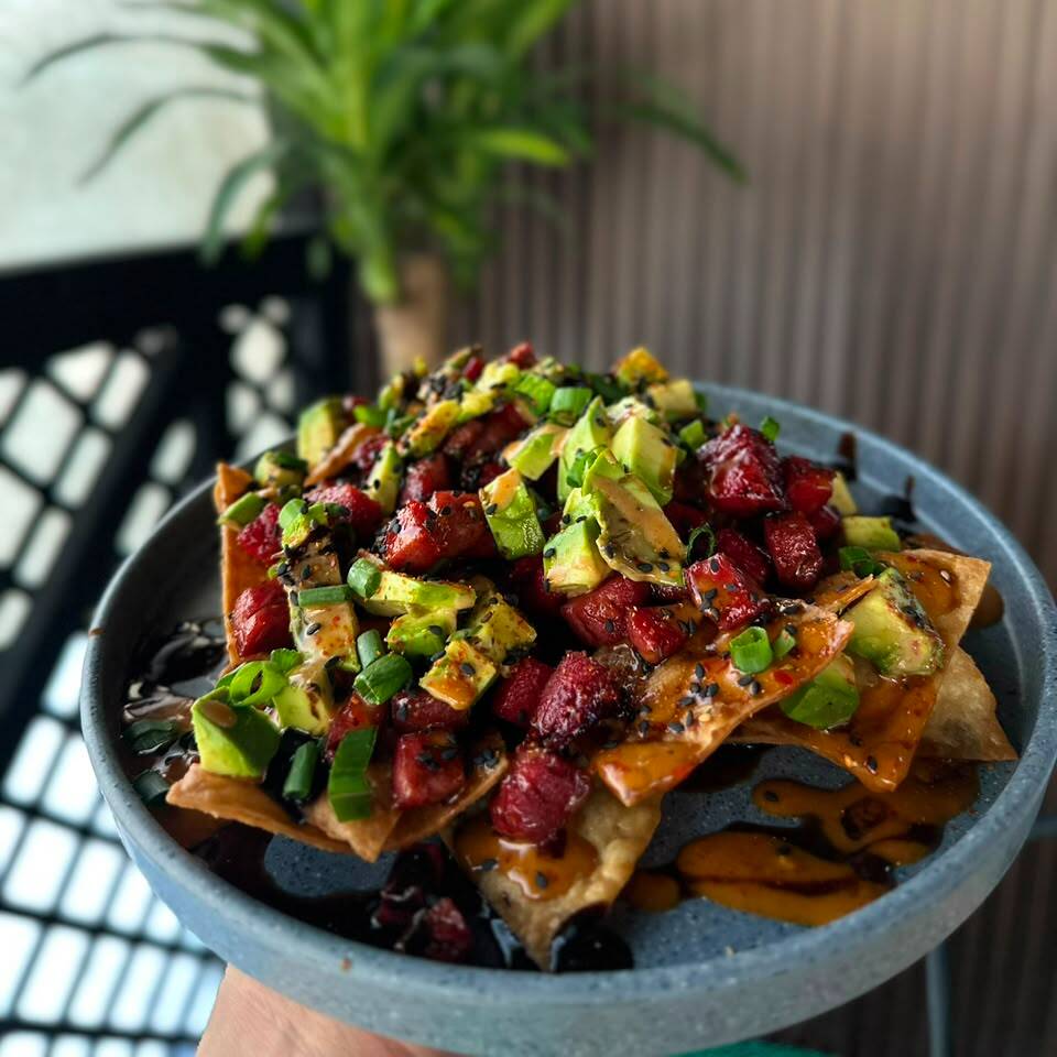 Tuna nachos