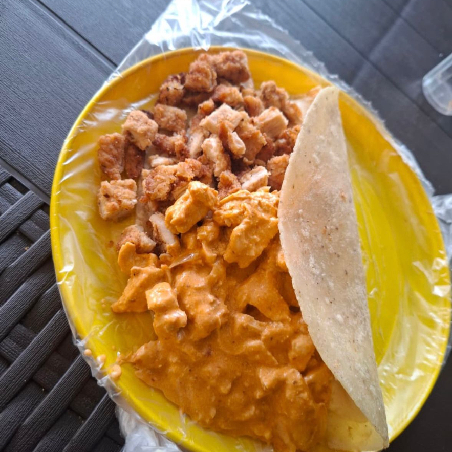 Quesadilla pollo enchipotlado