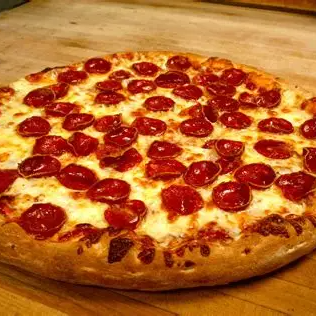 Pizza Pepperoni Mediana