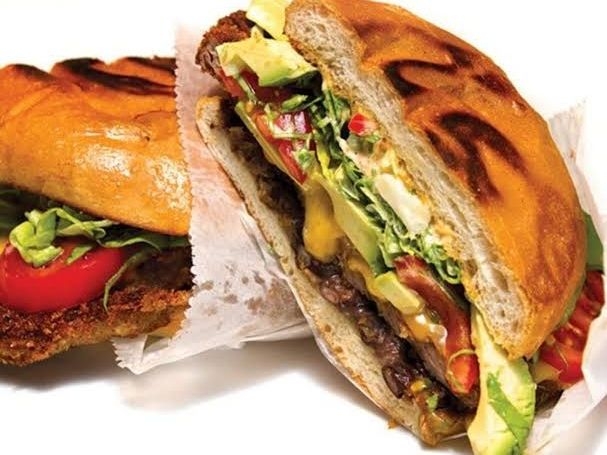 Torta de Pollo a la Dimont (Jamón, Pollo, Queso)