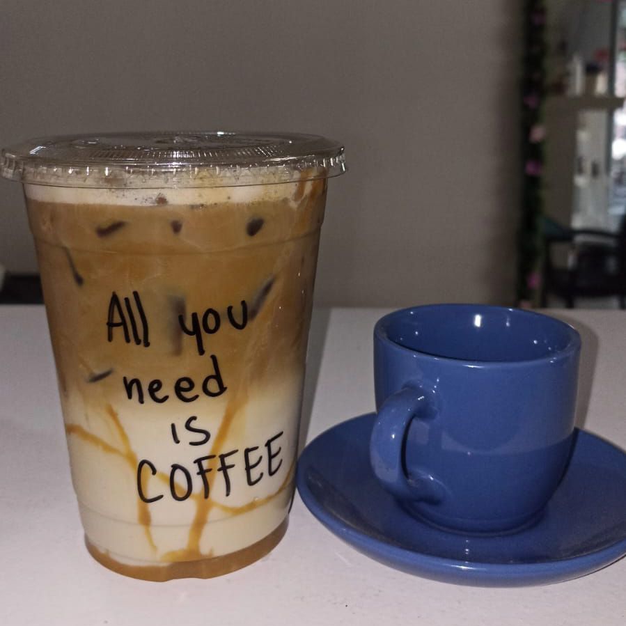 Iced Caramelo Macchiato 16 Oz