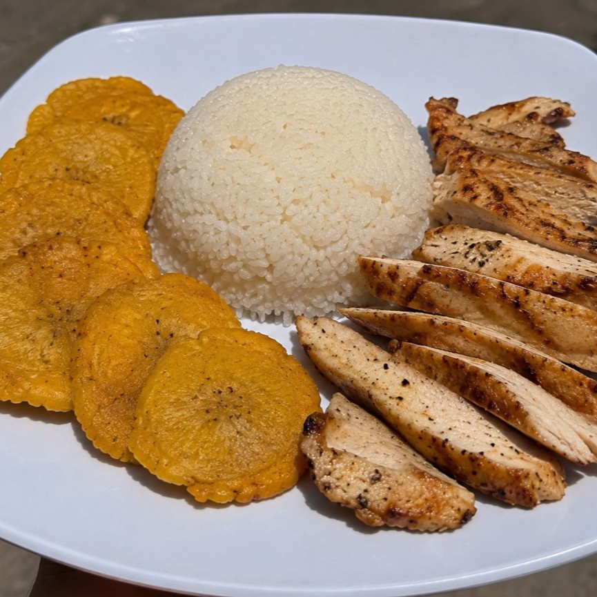 Desayuno con Pechuga Asada