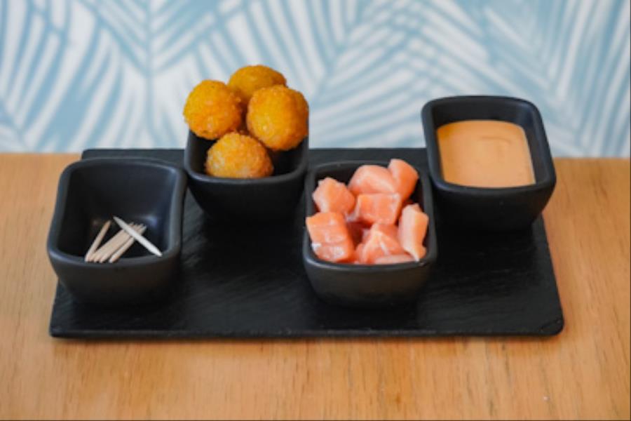 SNACK PARA POKEAR CON SALMÓN
