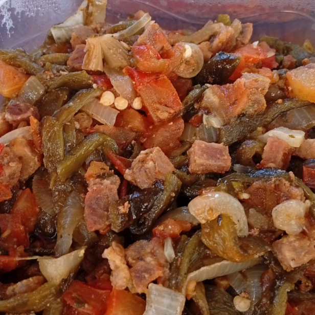 RAJAS CON CARNE CON QUESO