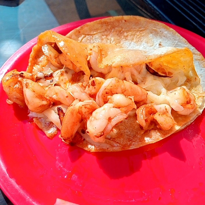 Taco de camarón enchilado