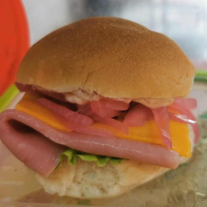 BOLITA DE JAMON Y QUESO