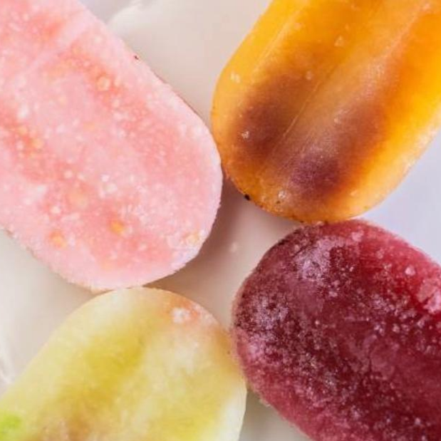 Paquete de 10 Paletas Grandes de Fruta