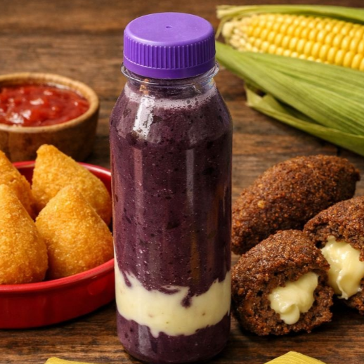 Açaí cremoso e geladinho servido na garrafinha de 300ml, acompanhado de delicioso creme de Leite Ninho. Uma combinação perfeita de sabor, cremosidade e refrescância para qualquer hora do dia.
