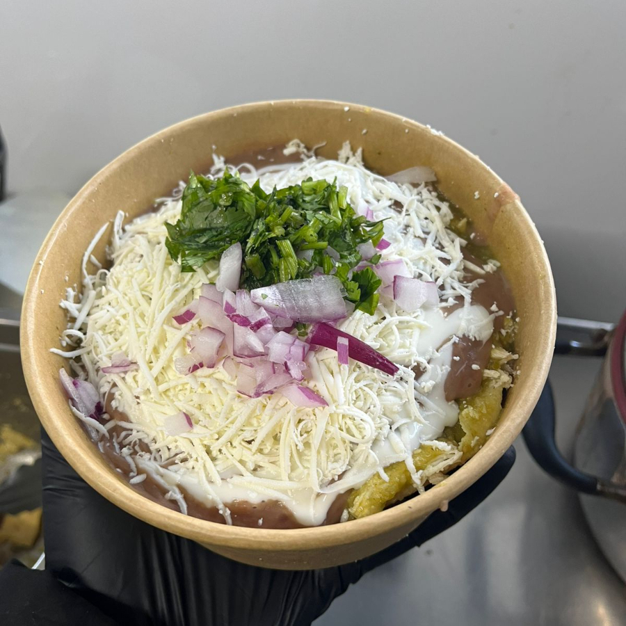 Chilaquiles Chicos con Pollo Mixtos