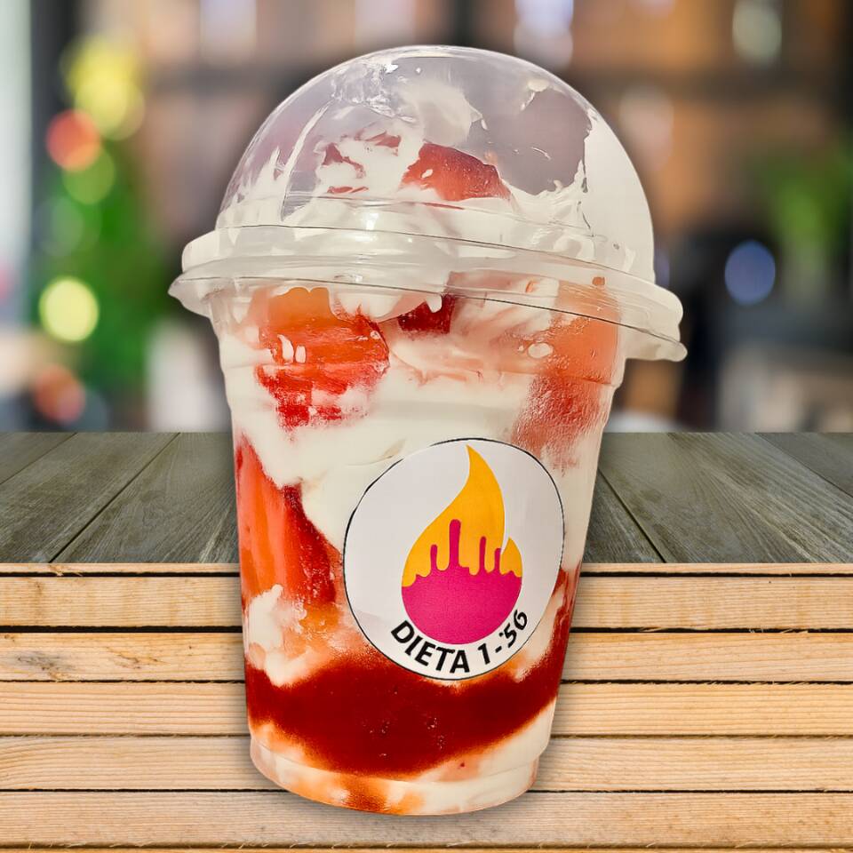 FRESAS CON CHANTILLÍ