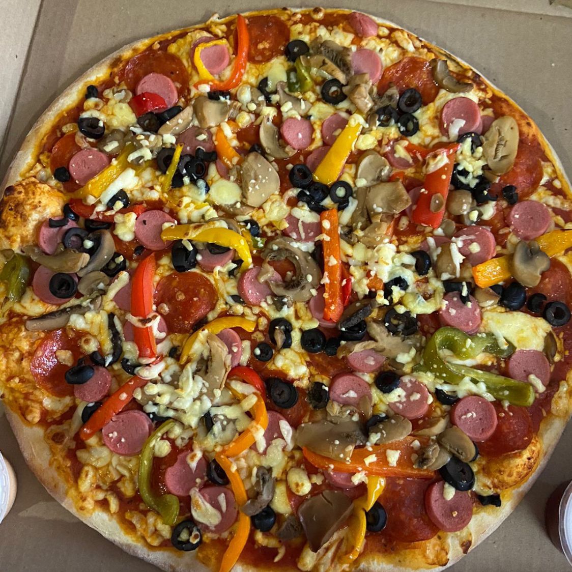 Pizza Supreme Grande 14"