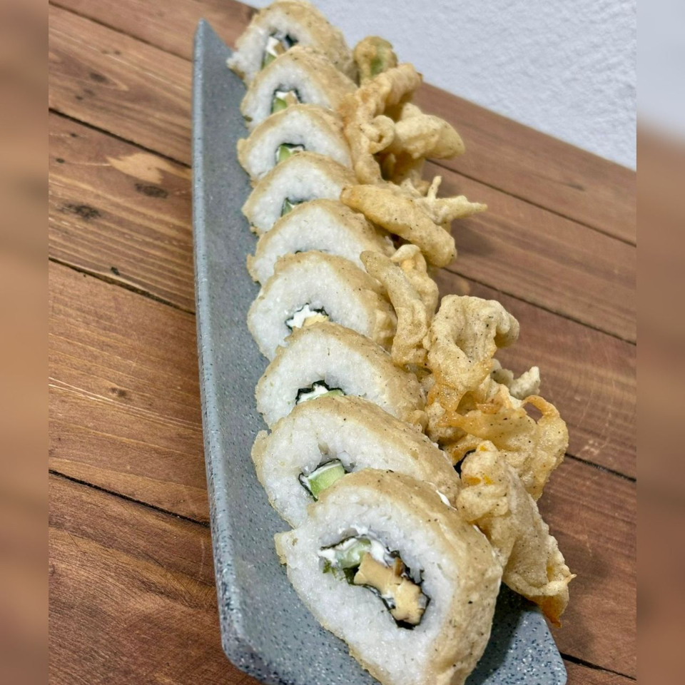 Kongo Chicken Roll