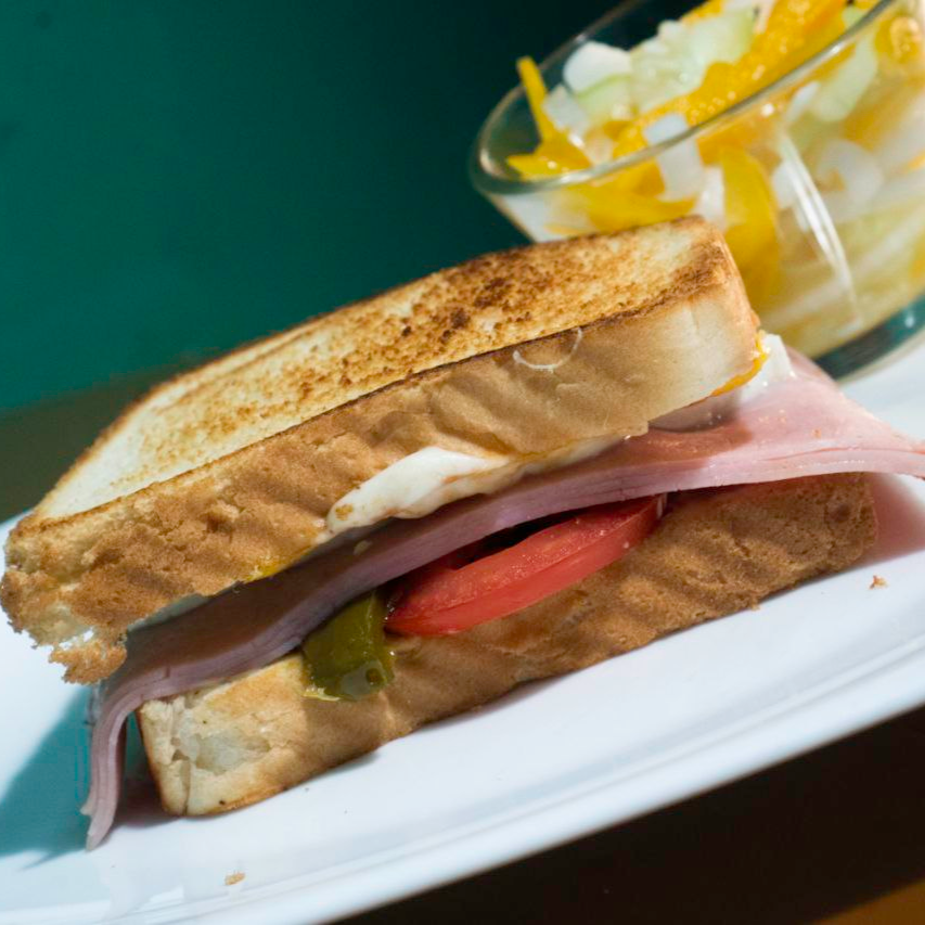 Sándwich Especial.