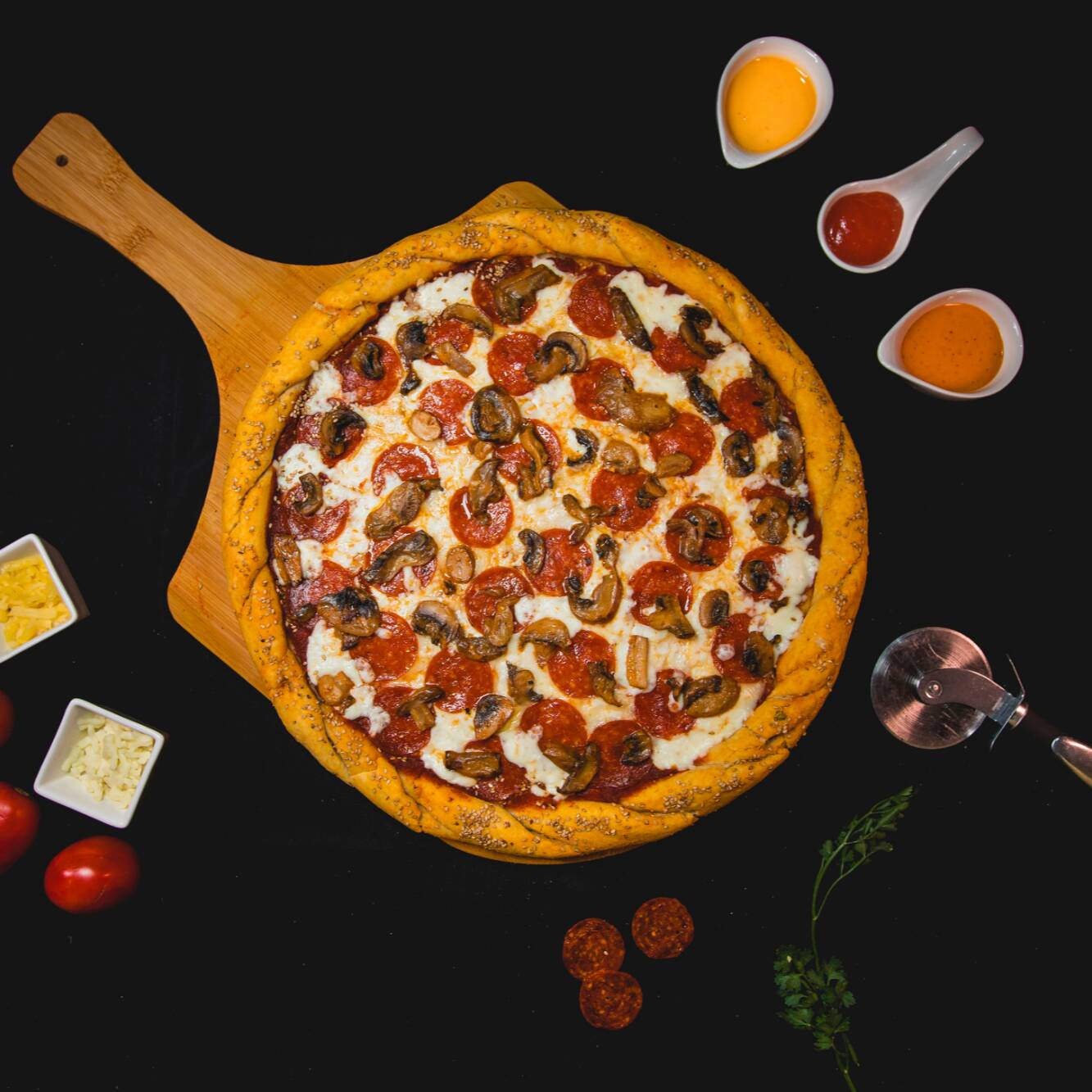 Pizza Grande Champiñones con Pepperoni