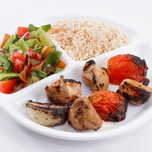 Michui de frango acompanhado de Arroz com aletria e Salada fatuch.