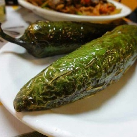 2 CHILES TOREADOS