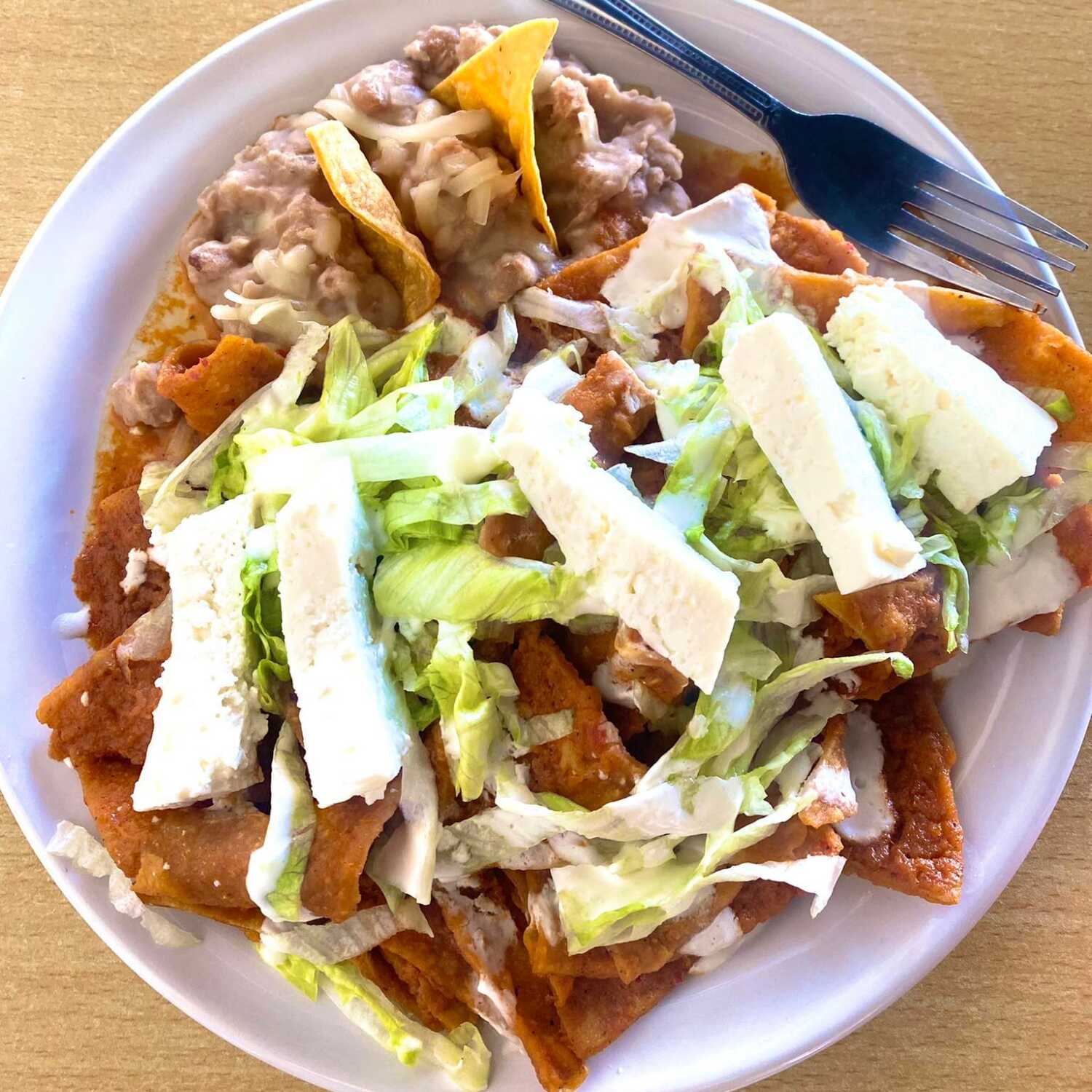 CHILAQUILES CON QUESO