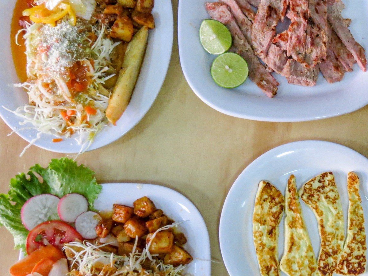 Doraditos y Enchiladas Mary