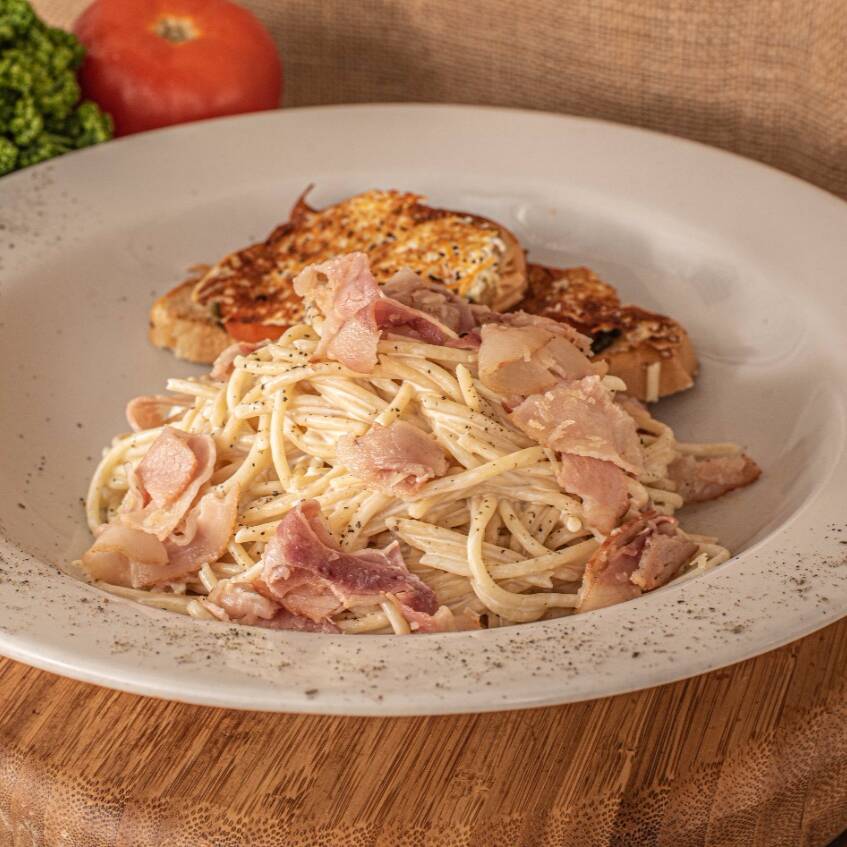 Pasta Carbonara + Bruschetta