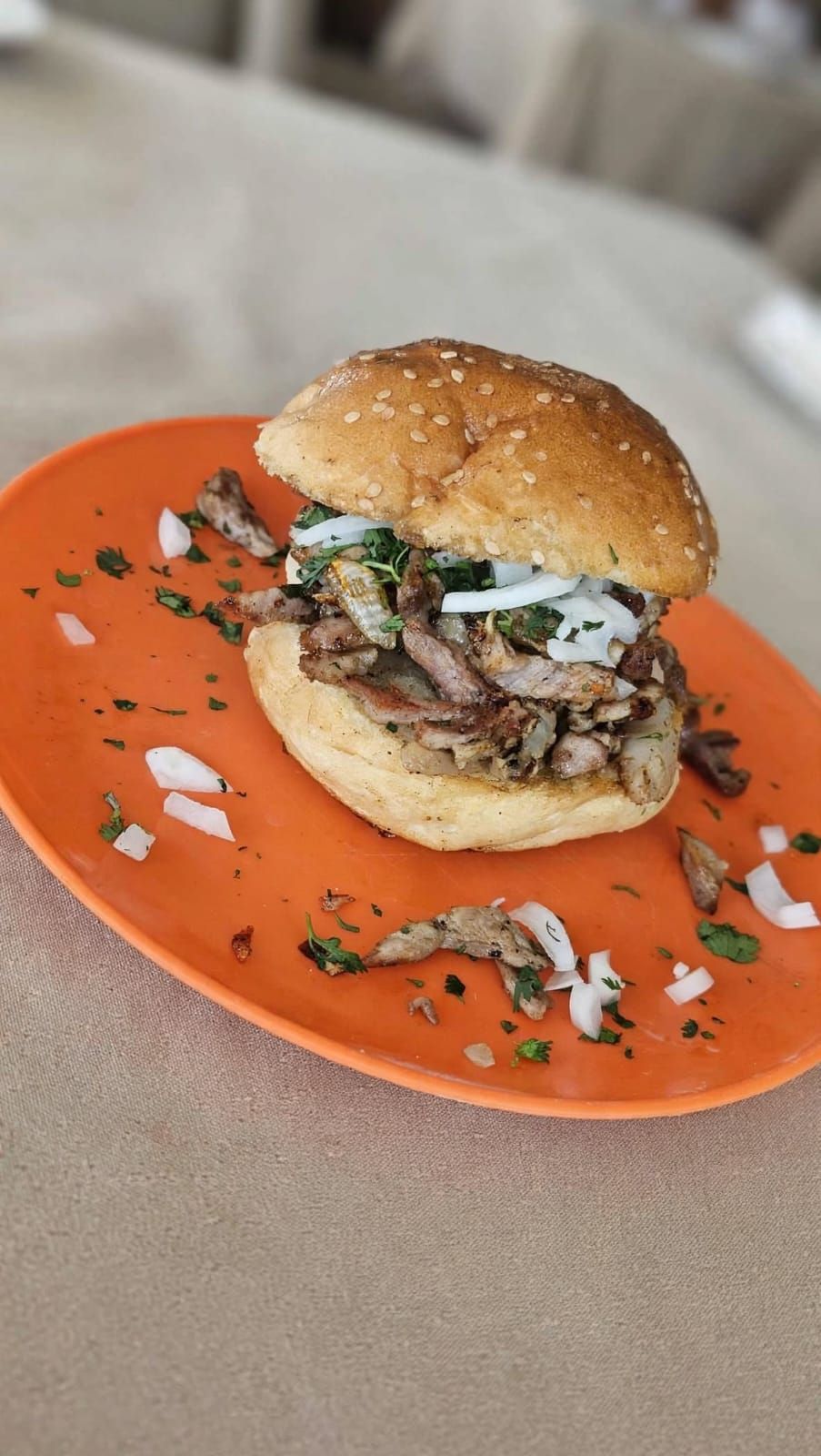 Cemita con Arabe