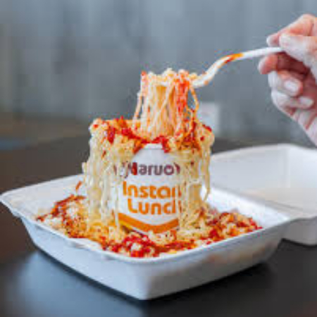 Maruchan Chorreada con Papitas
