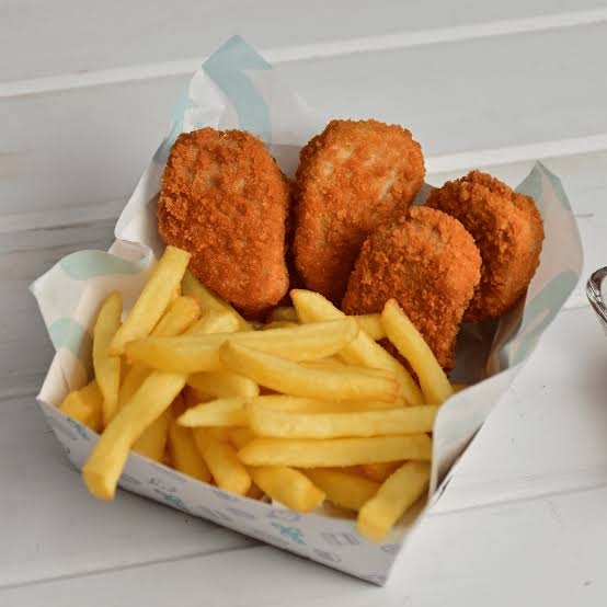 NUGGETS CON PAPAS