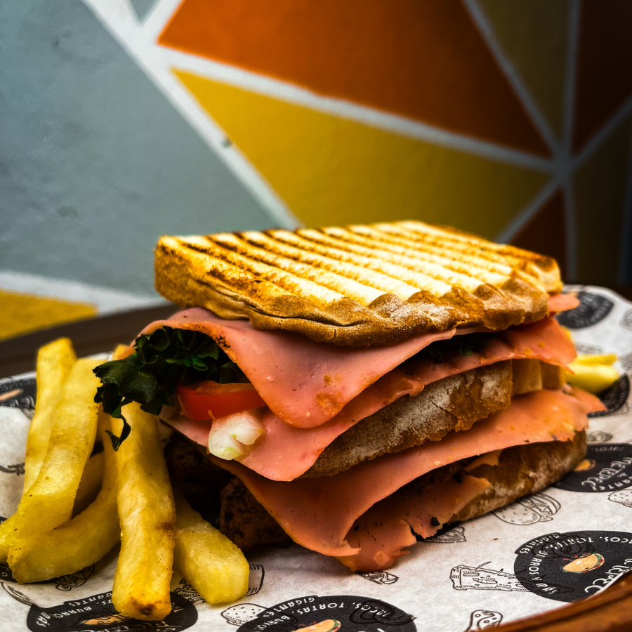 CLUB SANDWICH CLASICO