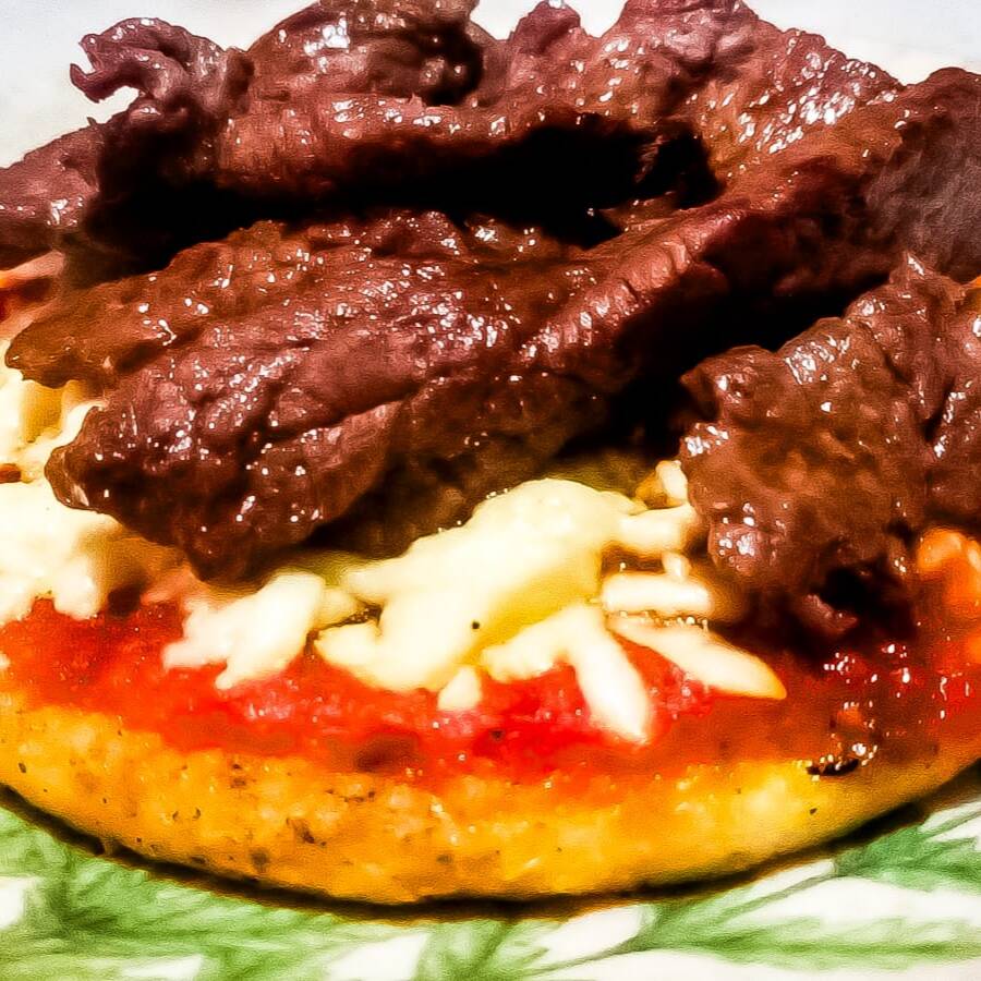 Arepizza De Carne