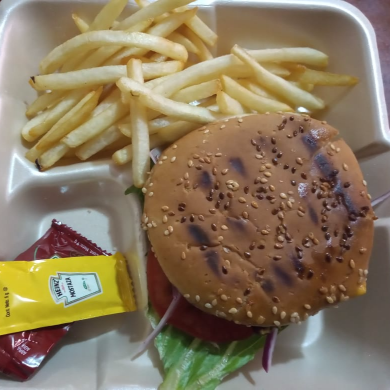 Hamburguesa Sencilla con Papas